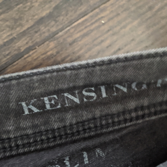 Burberry Brit 'The Kensington' Jean - Picture 7 of 11